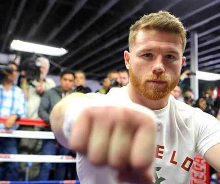 Calla Canelo Álvarez a sus críticos