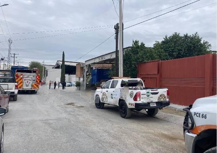 Cae trabajador de 6 metros de altura en Linares