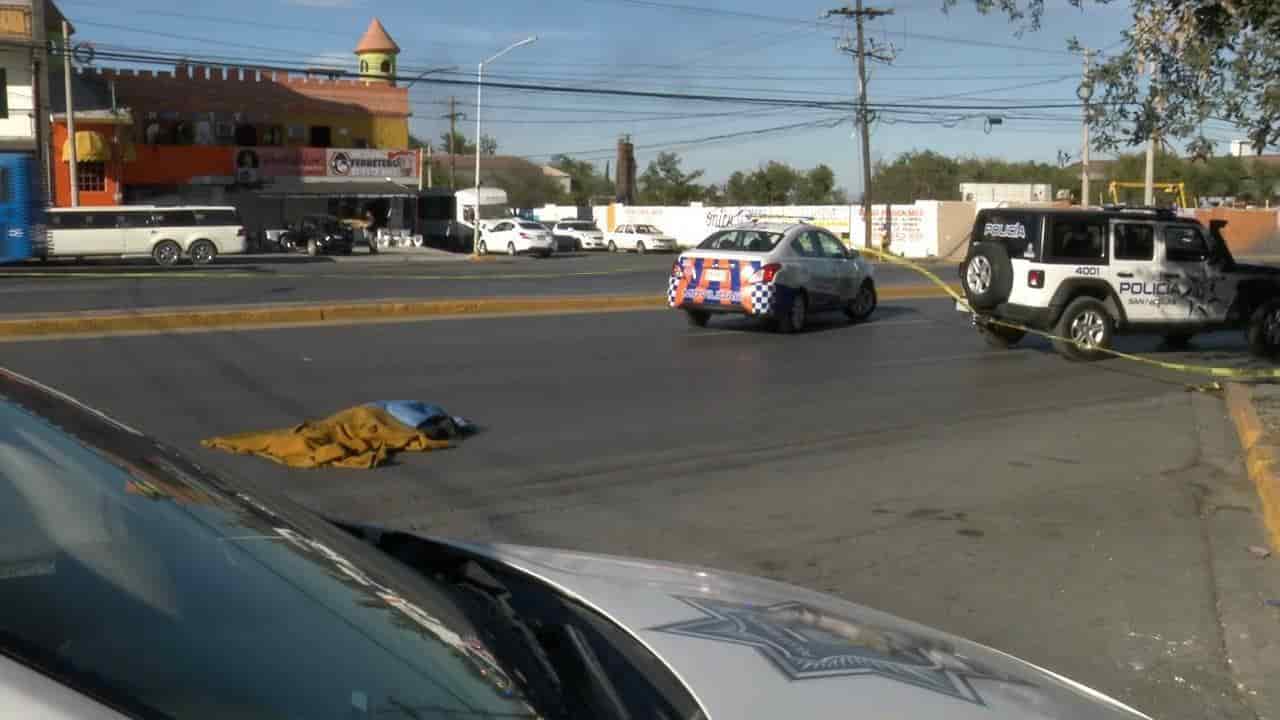 Por no utilizar un puente peatonal, un hombre perdió la vida, al ser arrollado