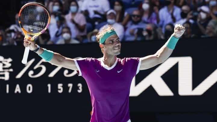 Avanza Rafael Nadal