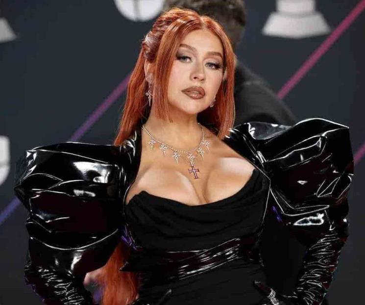 Christina Aguilera rinde homenaje a Vicente Fernández