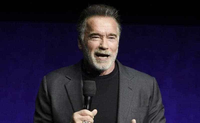 Protagoniza Arnold Schwarzenegger un choque múltiple en L.A