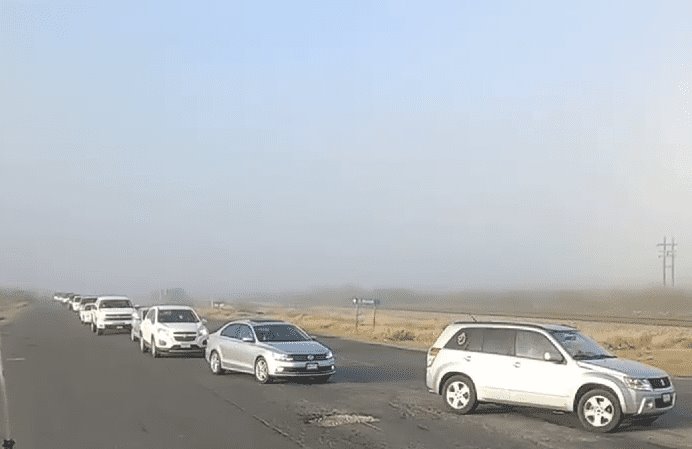 Miles acuden en caravana por Vacunación Transfronteriza