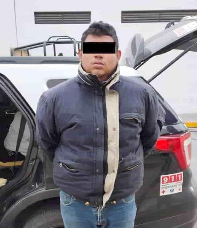 Detienen a dos con armas y droga