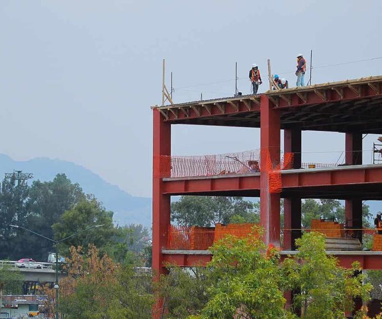 Débil avance de empresas constructoras en noviembre de 2021