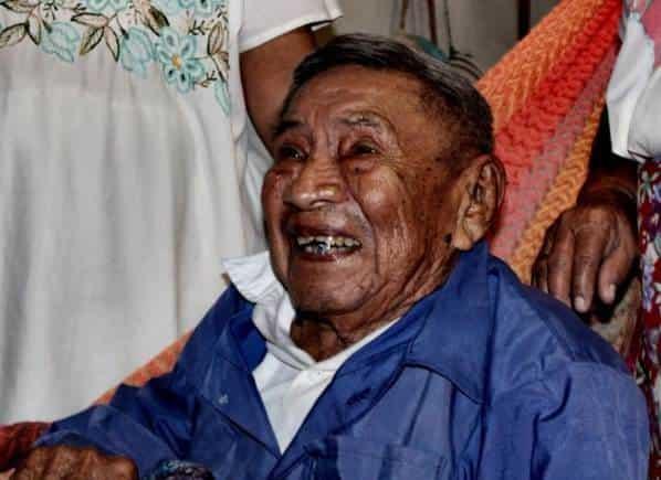 Mata Covid a hombre de 104 años en Yucatán