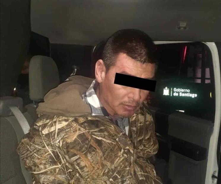 Detienen policías de Santiago a presunto ladrón