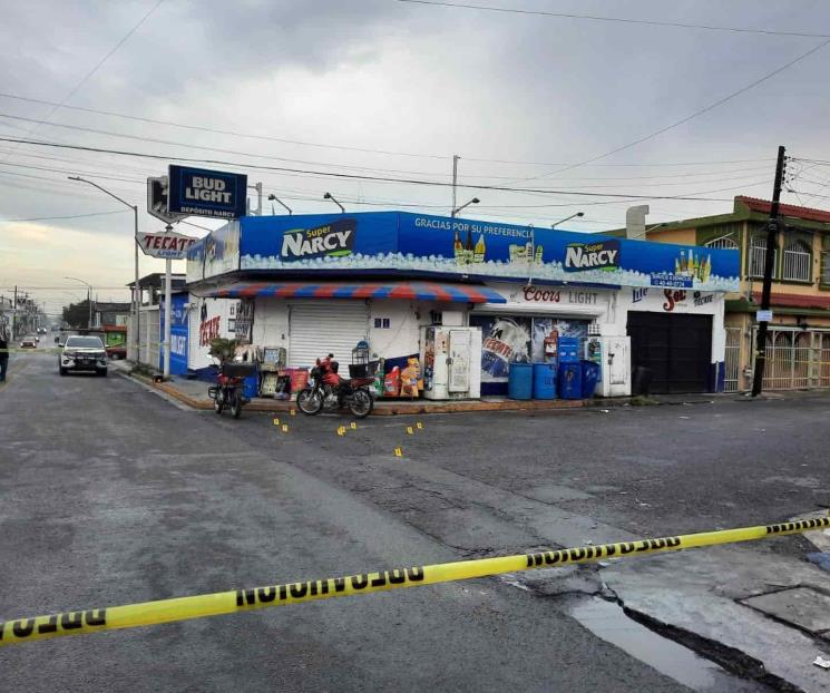 Balean a repartidor de tienda