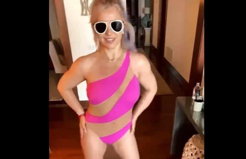 Britney Spears se luce en bikini