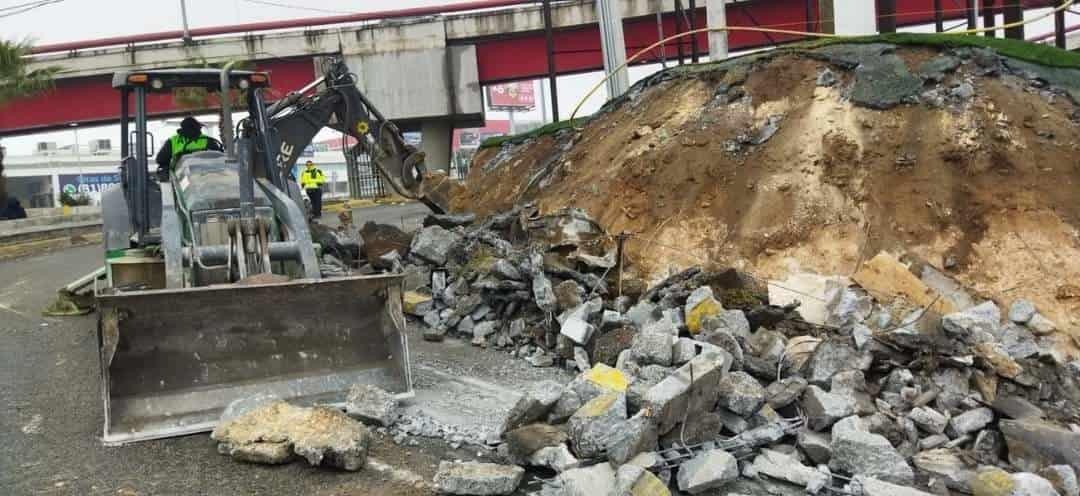 Cierran gaza de Constitución a Gonzalitos al sur