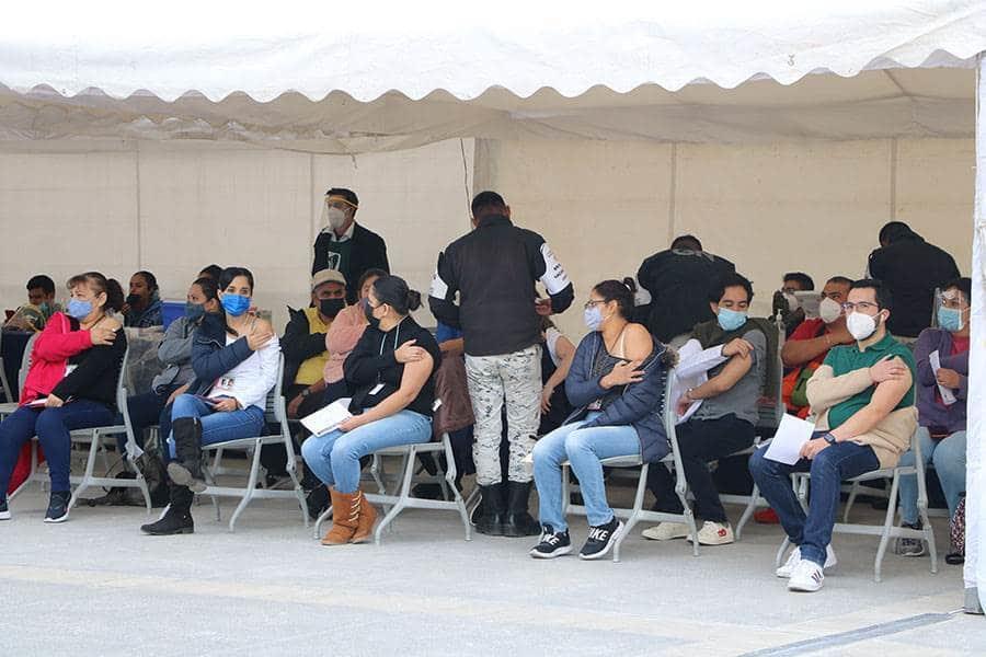 Aplicarán vacuna AstraZeneca y Pfizer en el campus Monterrey
