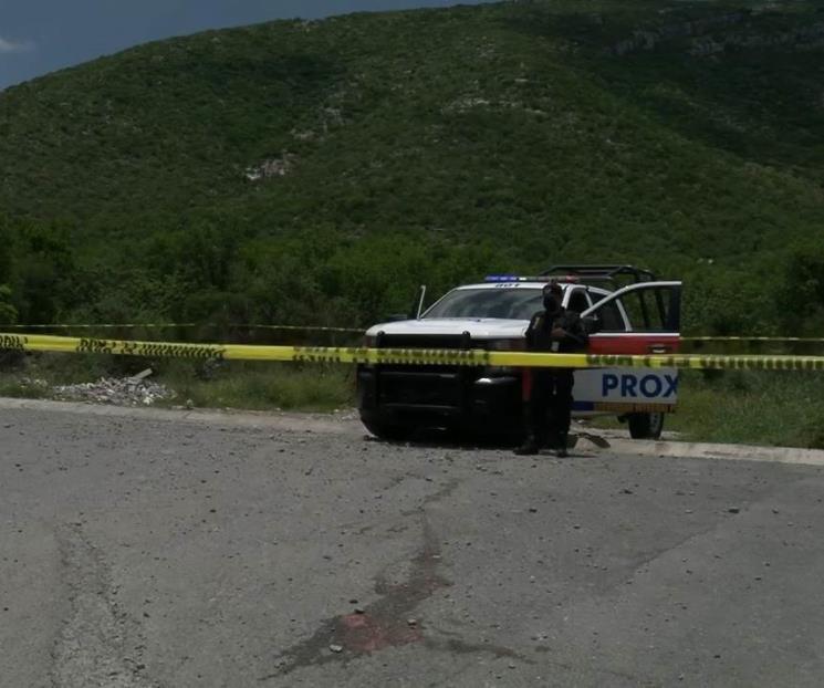 Hallan cadáver en baldío de Escobedo
