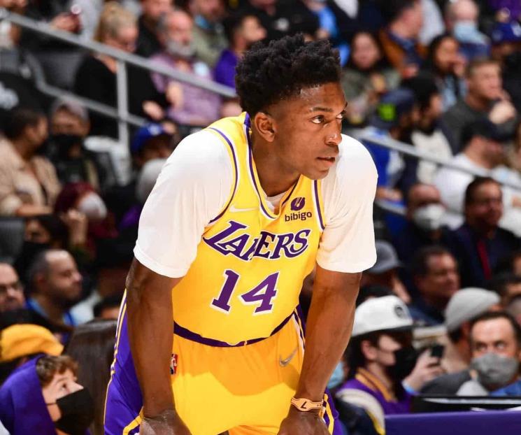 Firman Lakers a Stanley Jonhson
