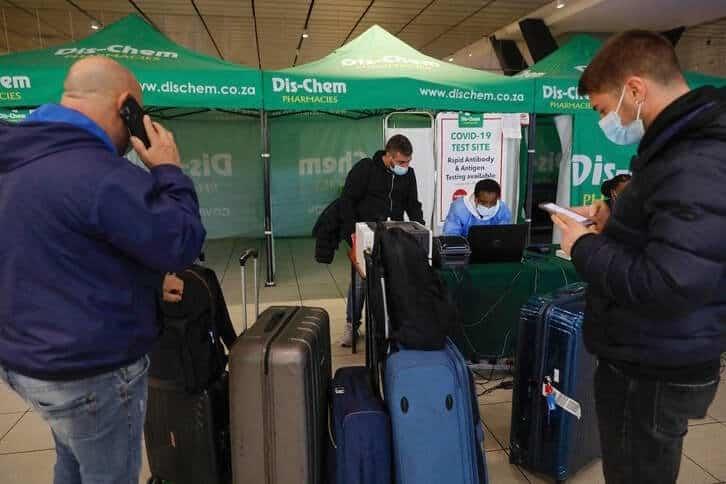 Detectan variante de ómicron en 40 países