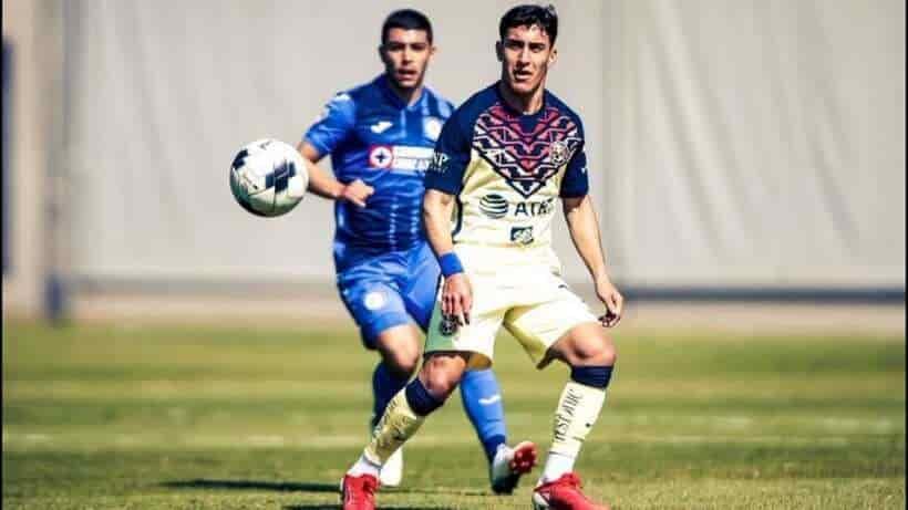 Diego Valdés se estrena con América y vencen a Cruz Azul