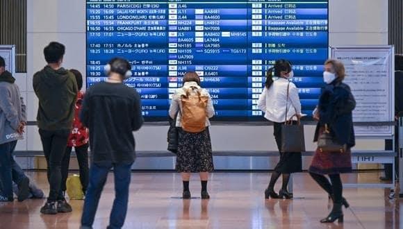 Cancelan en EU casi 5.000 vuelos por tormenta de nieve