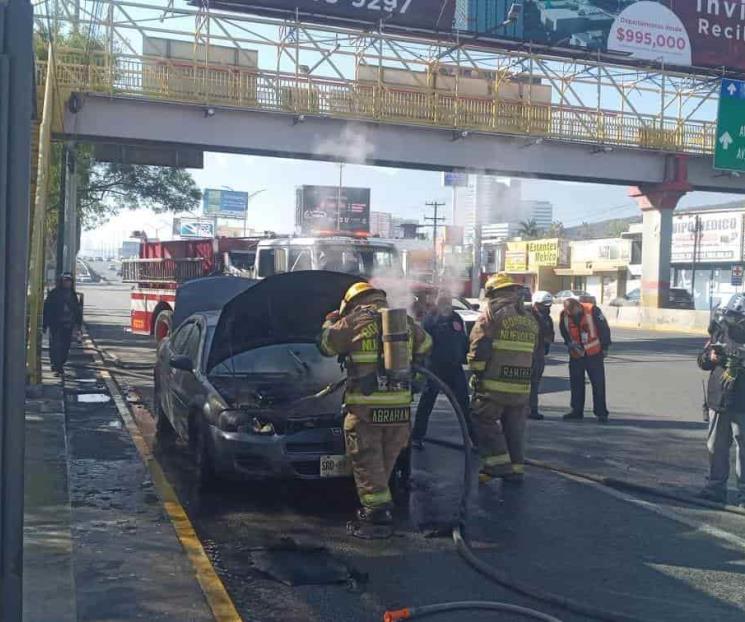 Auto se incendia en Gonzalitos