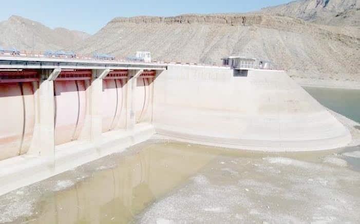 Siguen en caída libre niveles de presas