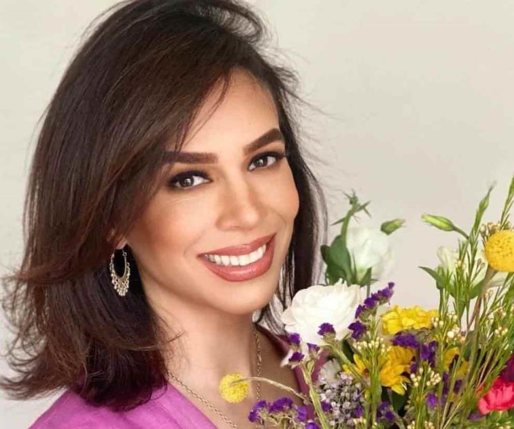 Biby Gaytán celebra 50 años en familia