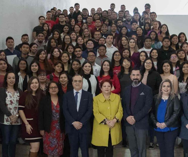 Reactiva UANL movilidad internacional de estudiantes