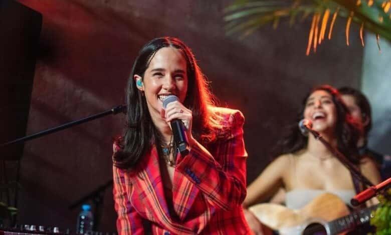 Ximena Sariñana se deshizo de sus discos de pop