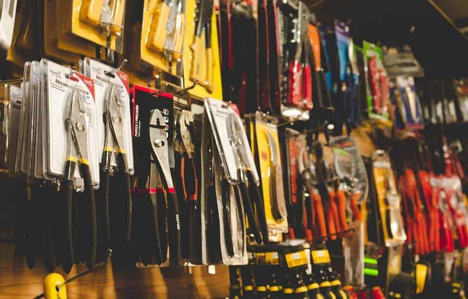 Moderniza la pandemia a ferreterías