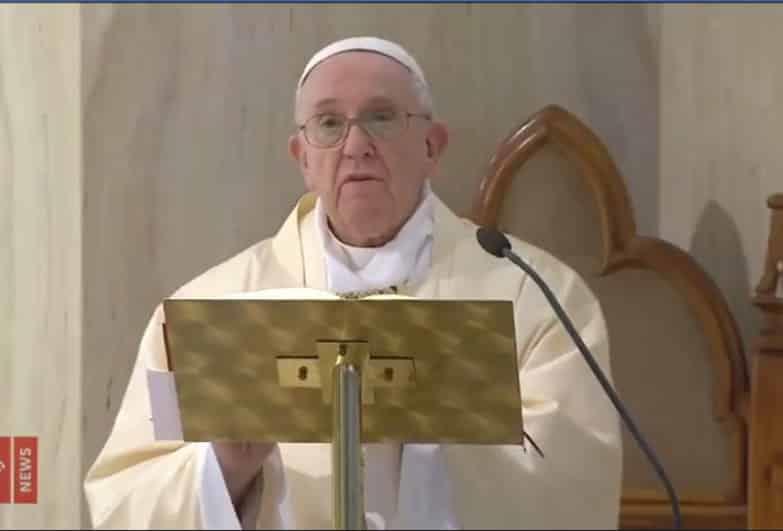 Pide el Papa poner fin a esclavitud de niñas