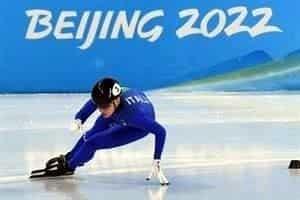 Logra italiana Fontana 10 medallas