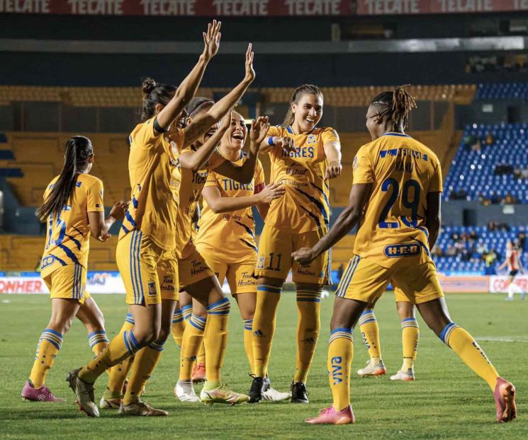 Buscan felinas triunfo para subir en la tabla