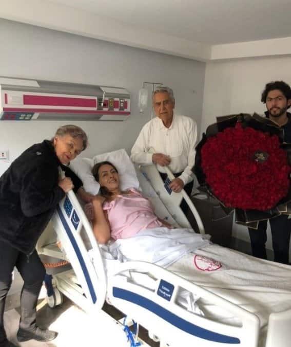 Operan a Verónica del Castillo por tumor
