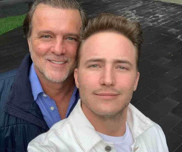 Prepara René Strickler la boda de su hijo gay