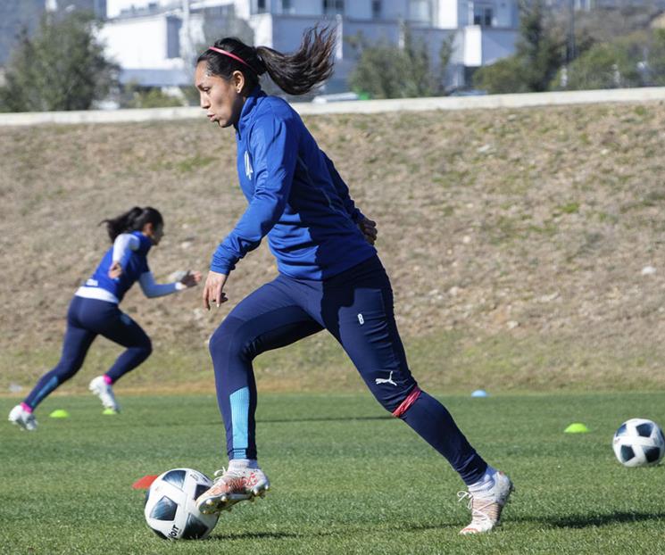 Sigue preparación rayada para duelo con Gallos Femenil Sigue preparación rayada para duelo con Gallos Femenil