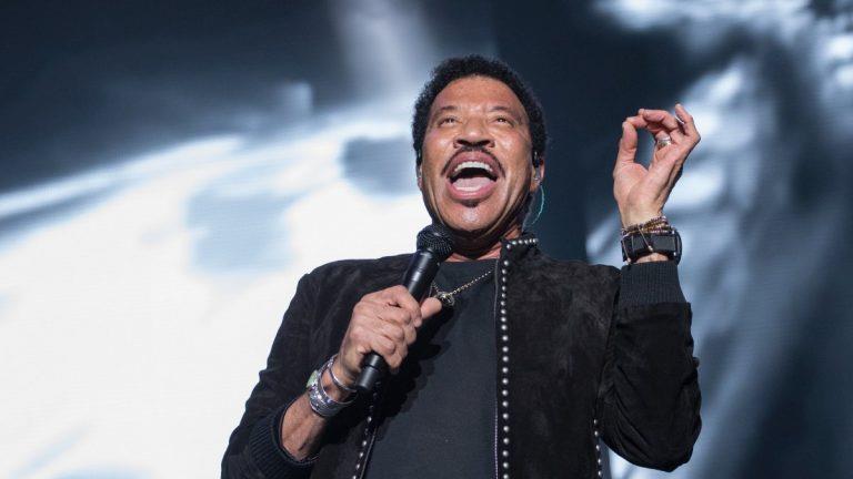 Confiesa Lionel Richie que estuvo cerca de perder la voz Confiesa Lionel Richie que estuvo cerca de perder la voz