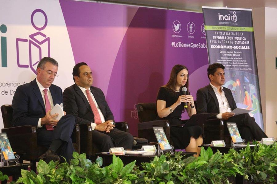Igualdad en tecnologías de la información y la comunicación Igualdad en tecnologías de la información y la comunicación