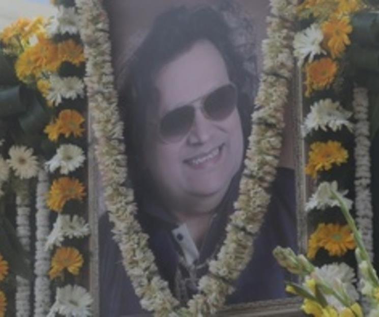 Muere el compositor Bappi Lahiri