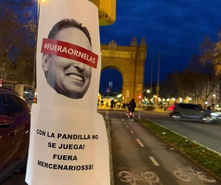 Ahora el ‘Fuera Ornelas’ y ‘Fuera Vasco’ hace eco en Barcelo Ahora el ‘Fuera Ornelas’ y ‘Fuera Vasco’ hace eco en Barcelo