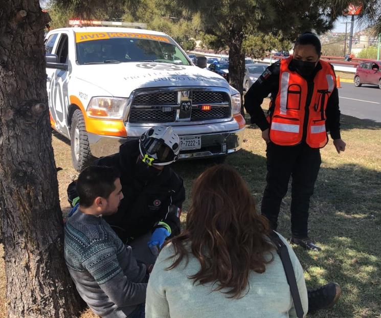 Deja accidente vial dos lesionados