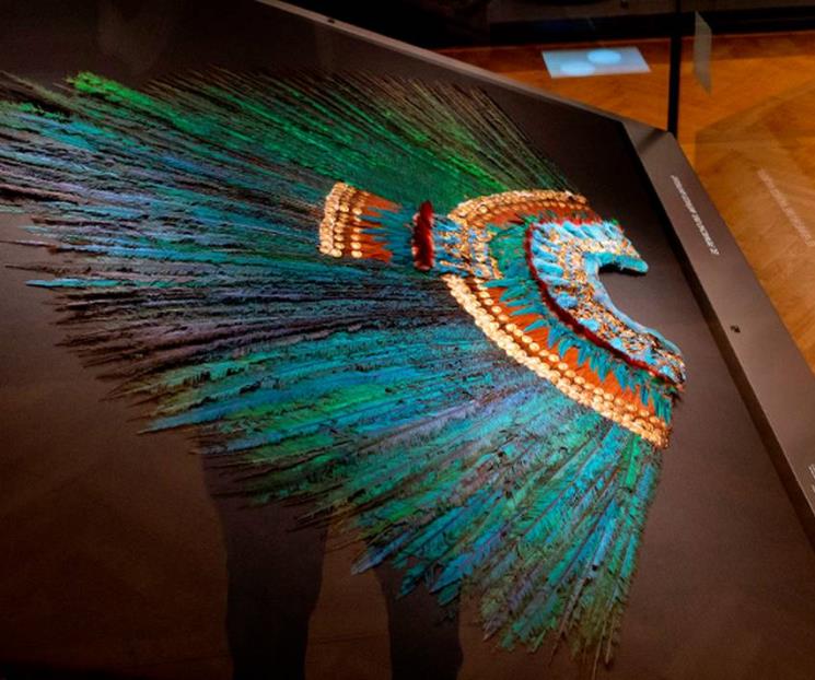 Hackean Museo por Penacho de Moctezuma Hackean Museo por Penacho de Moctezuma