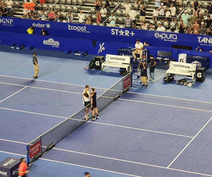 Avanza Zverev en Abierto Mexicano