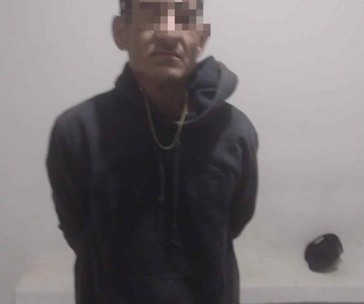 Lo detienen por poseer droga en Montemorelos Lo detienen por poseer droga en Montemorelos