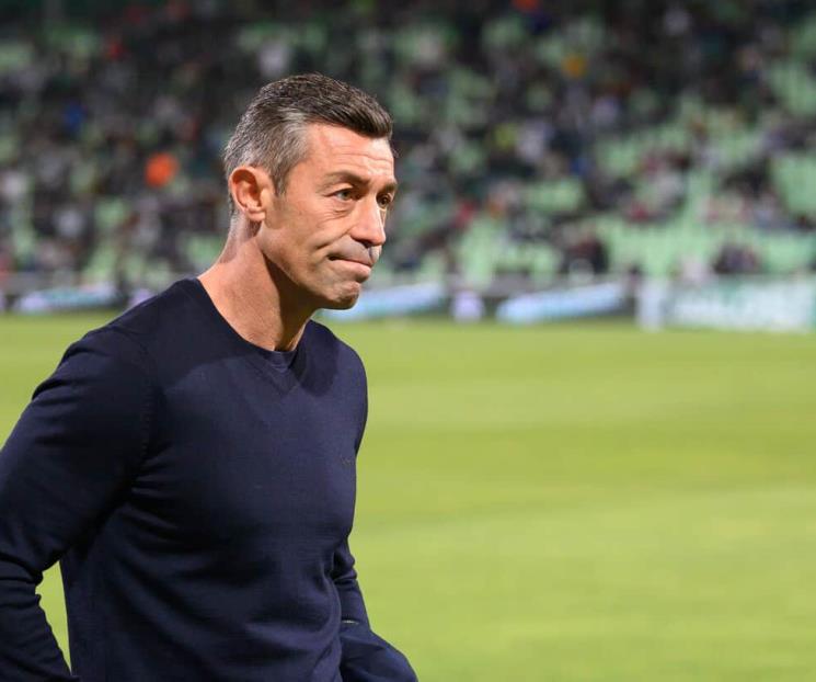 Santos despide a Pedro Caixinha