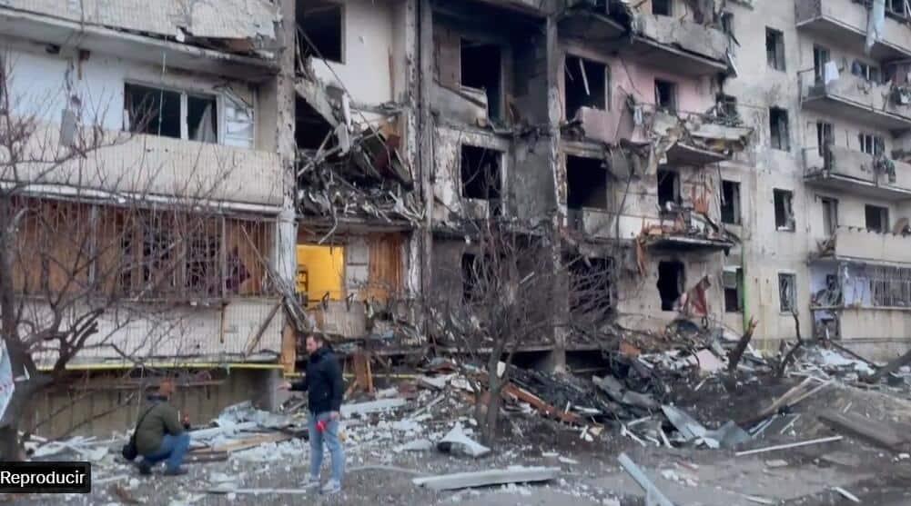 Asedian ya misiles rusos a la capital de Ucrania Asedian ya misiles rusos a la capital de Ucrania