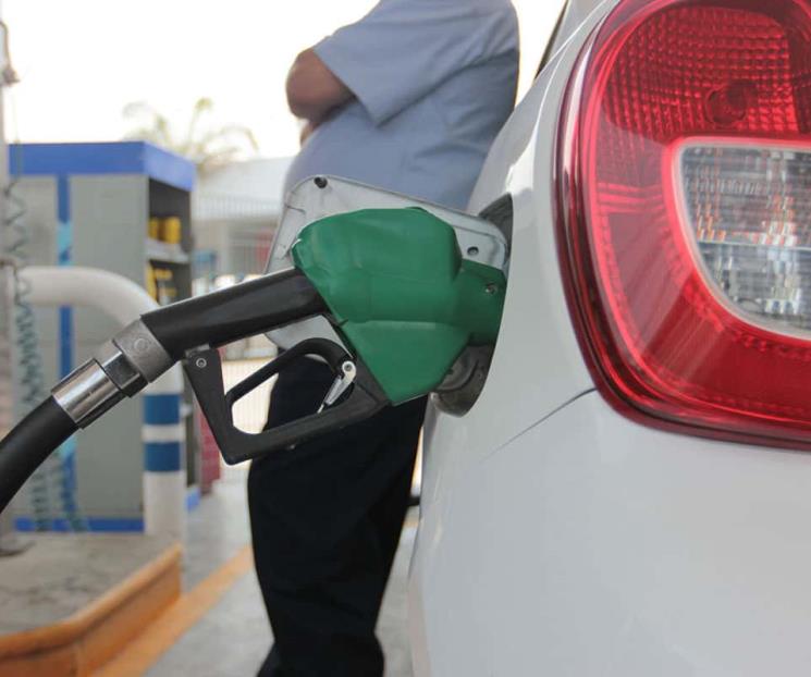 Consumidores de gasolina Magna volverán a pagar el IEPS