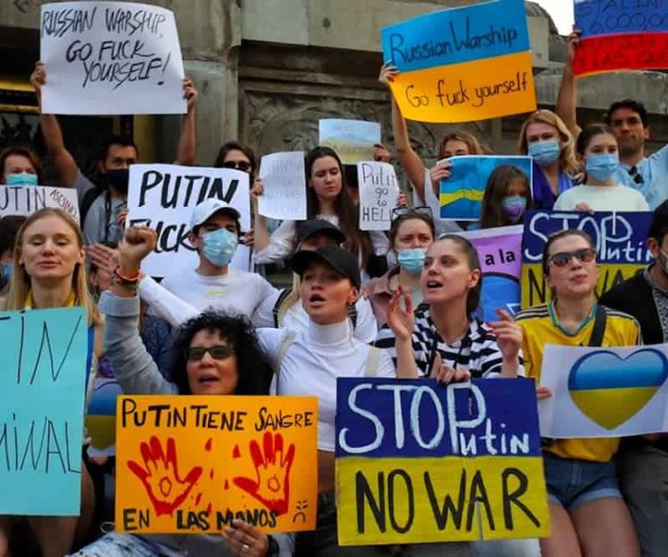Putin, quiero ver a mi familia, piden ucranianos Putin, quiero ver a mi familia, piden ucranianos