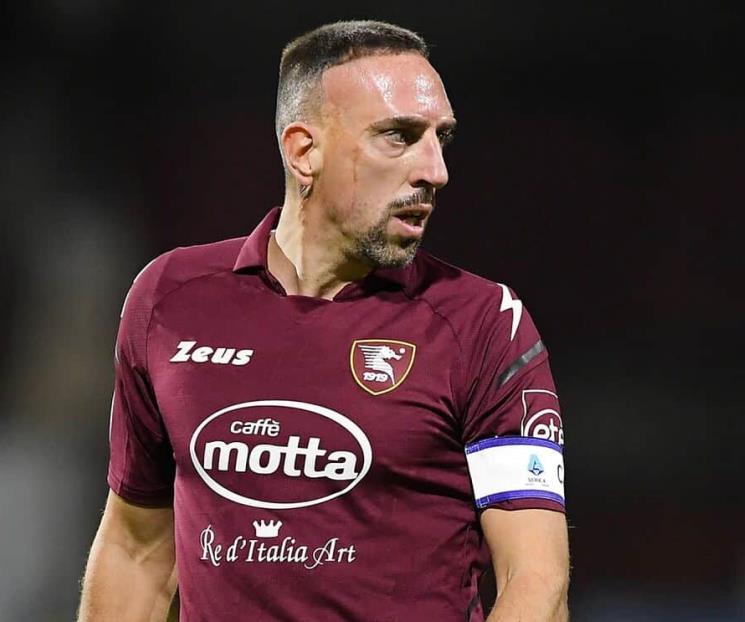 Sufre Ribery un accidente automovilístico Sufre Ribery un accidente automovilístico