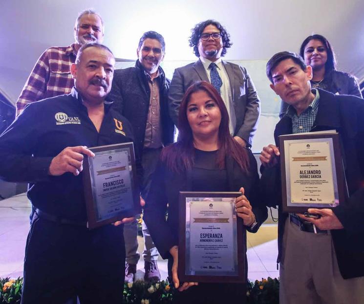 Reconocimiento Libros UANL 2022 a editores periodísticos
