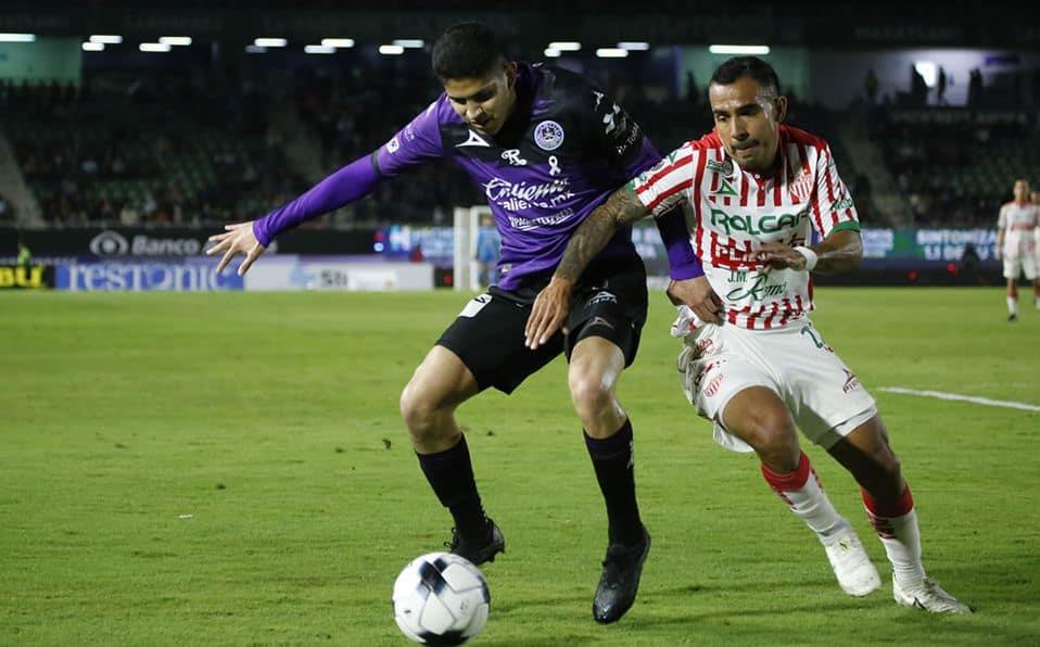 Empatan Mazatlán y Necaxa