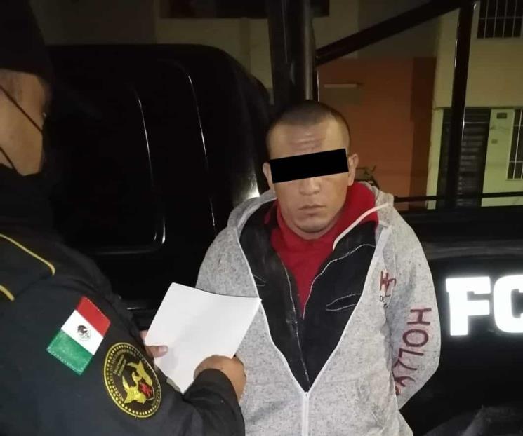 Cargaba Kilo y medio de mariguana, es detenido