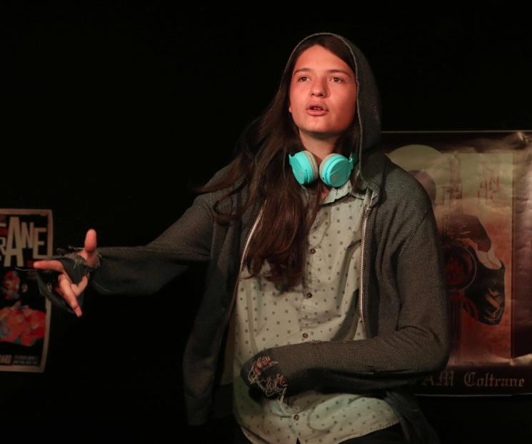 Deme, el Bonilla que hace teatro de su trastorno