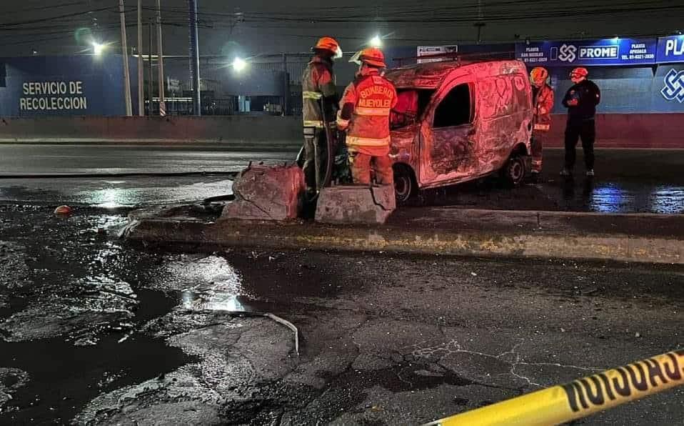Muere conductor calcinado en Apodaca